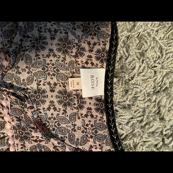 Blouse - Picture 2 of 2